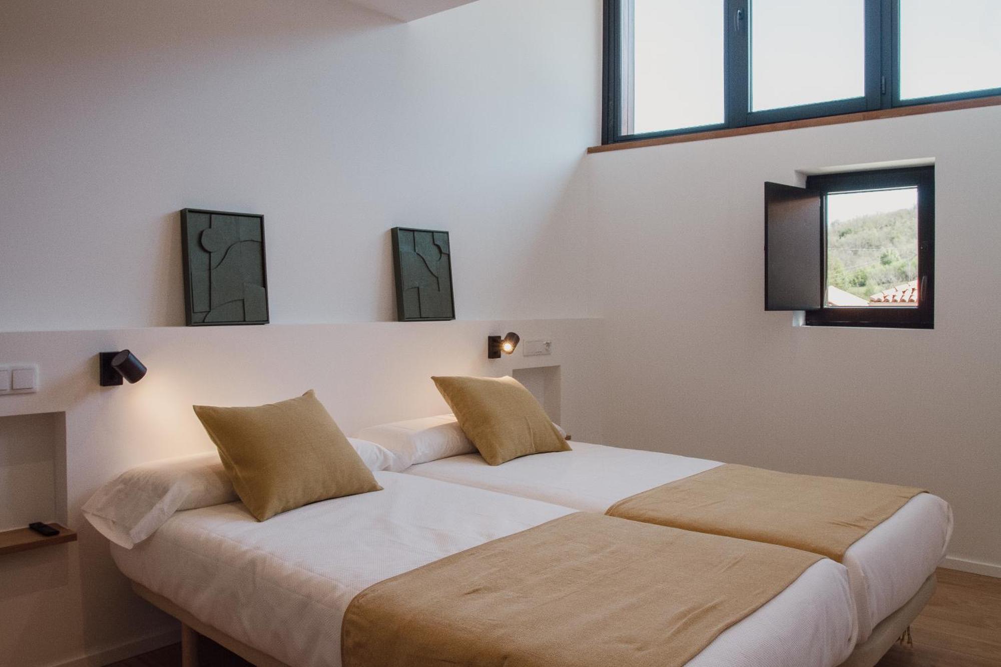 Cristosende Casinas Do Sil旅馆 外观 照片