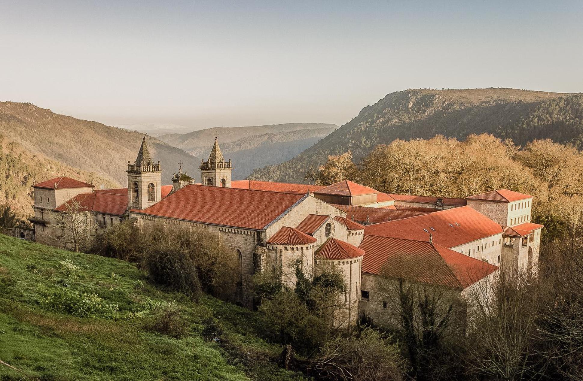 Cristosende Casinas Do Sil旅馆 外观 照片